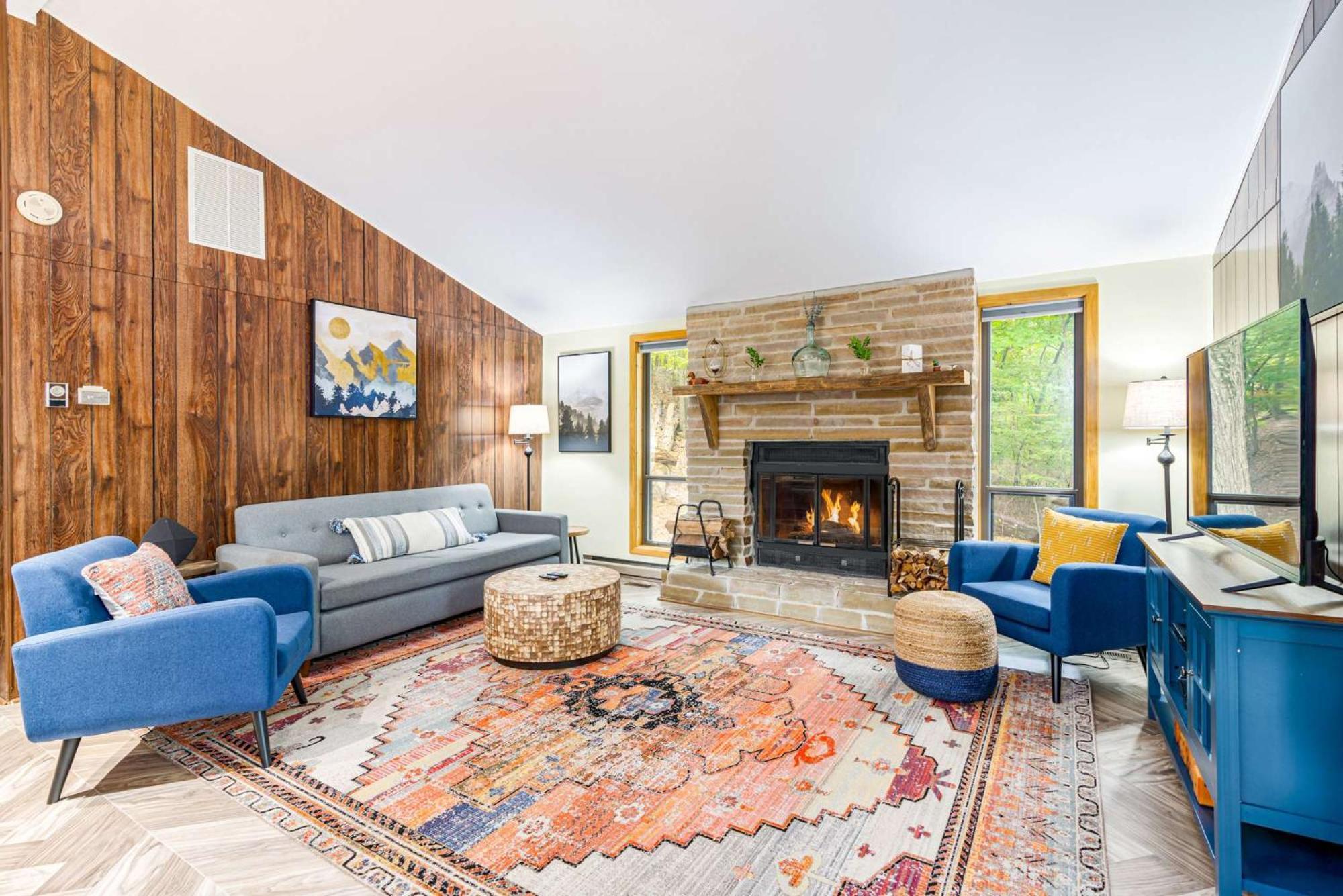 Modern W Fire Pit Deck, Grill & Hot Tub Βίλα Berkeley Springs Εξωτερικό φωτογραφία