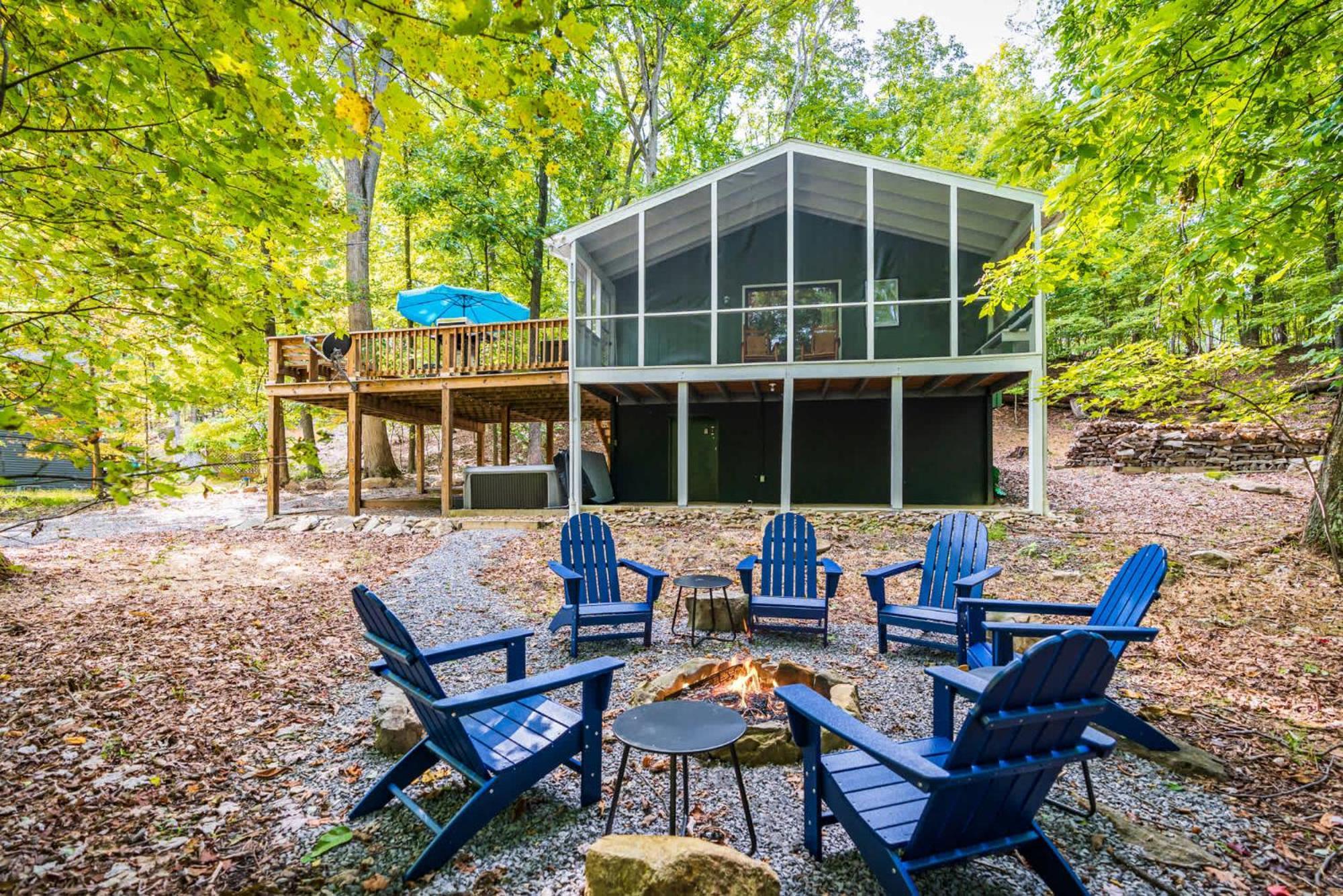 Modern W Fire Pit Deck, Grill & Hot Tub Βίλα Berkeley Springs Εξωτερικό φωτογραφία